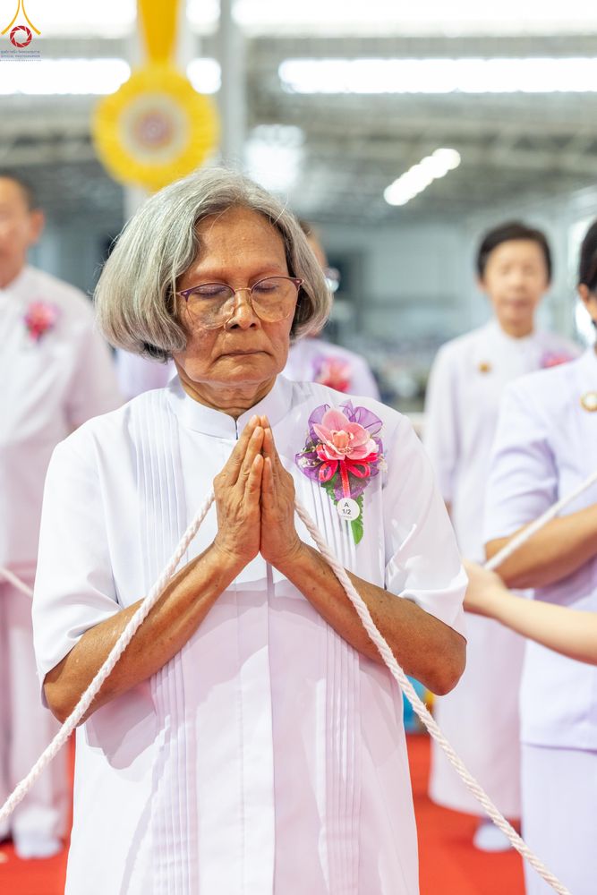 ภาพ No.286336:วันอาทิตย์ที่ 13 กรกฎาคม พ.ศ.2568 พิธีปฎิบัติธรรม และพิธีจุดเทียนใจ ไฟนิรันดร์ อนันตชัย ณ สภาธรรมกายสากล วัดพระธรรมกาย