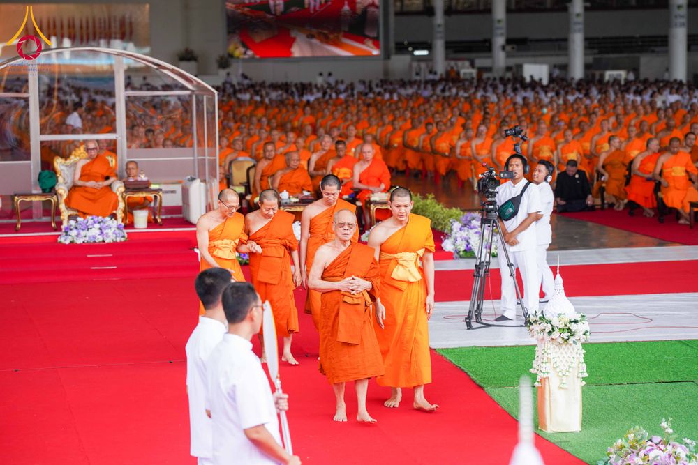 ภาพ No.316607:วันอาทิตย์ที่ 29 มีนาคม พ.ศ. 2569 พิธีทอดผ้าบังสุกุลและพิธีชำระร่าง โยมพ่อณรงค์ จินตมากุล  สิริอายุ 99 ปี 11 เดือน โยมบิดา พระครูปลัดรัตนวีรวัฒน์ (รังสฤษดิ์ อิทฺธิจินตโก) ที่ปรึกษาเจ้าคณะจังหวัดปทุมธานี เจ้าอาวาสวัดพระธรรมกาย  ณ ฌาปนสถานชั่วคราว ทางเข้า 