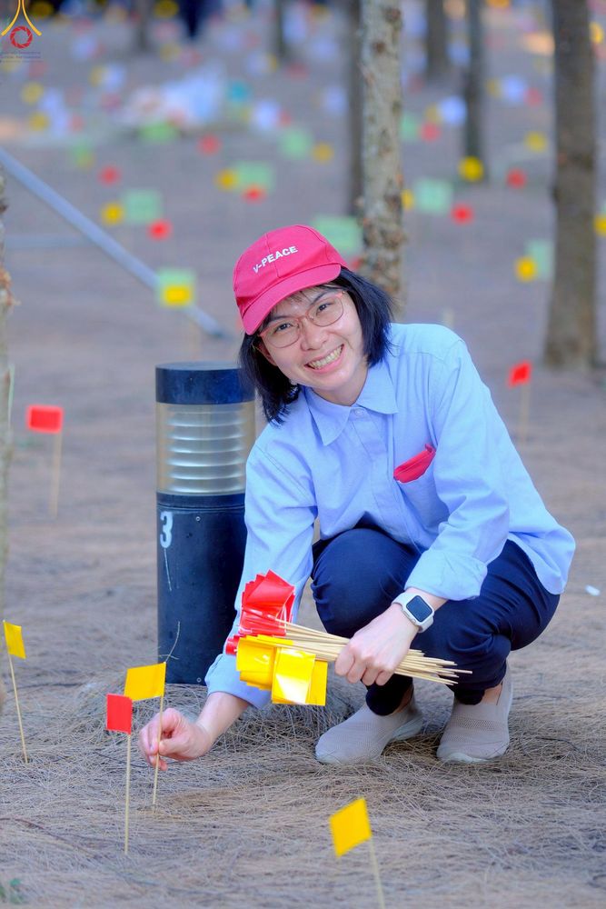 ภาพ No.300535:ภาพเบื้องหลังอาสาสมัครรวมใจ ชุดที่ 3 ในโครงการธรรมยาตรา กตัญญูบูชา มหาปูชนียาจารย์ พระมงคลเทพมุนี(สด จนฺทสโร) พระผู้ปราบมาร อนุสรณ์สถาน 7 แห่ง ปีที่ 14