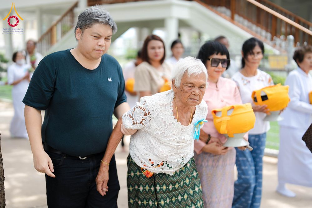 ภาพ No.341321:วันอาทิตย์ที่ 26 กรกฎาคม พ.ศ. 2569 ​โครงการอุปสมบทหมู่บูชาธรรมมหาปูชนียาจารย์ รุ่นที่ ๑ วัดกลางธนรินทร์ ต.บ้านแป้ง อ.พรหมบุรี จ.สิงห์บุรี