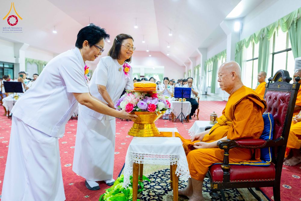 ภาพ No.298713:วันที่ 20 มกราคม พ.ศ. 2569 พิธีทอดผ้าป่าทำนุบำรุงศาสนสถาน ณ วัดไร่ขิง อ.สามพราน จ.นครปฐม ในโครงการธรรมยาตรา กตัญญูบูชา มหาปูชนียาจารย์ พระมงคลเทพมุนี(สด จนฺทสโร) พระผู้ปราบมาร อนุสรณ์สถาน 7 แห่ง ปีที่ 14