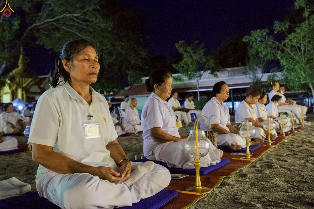 ภาพ No.247917:วันที่ 26-27 กันยายน พ.ศ. 2568 โครงการอบรม อุบาสกแก้ว อุบาสิกาแก้ว รุ่นที่ 3 ณ วัดพระมหาธาตุวรมหาวิหาร , พุทธภูมิ สวนสมเด็จพระศรีนครินทร์ 48 (ทุ่งท่าลาด) และ ธุดงคสถานนครธรรม จ.นครศรีธรรมราช