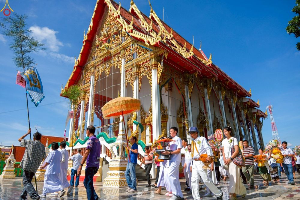 ภาพ No.260986:วันที่ 19 ตุลาคม พ.ศ. 2568 พิธีทอดกฐินสามัคคีทั่วไทย 30,000 วัด โดยคณะศิษยานุศิษย์ บูชาธรรม 81 ปี หลวงพ่อธัมมชโย ณ วัดทุ่งน้อย อ.นครชัยศรี จ.นครปฐม