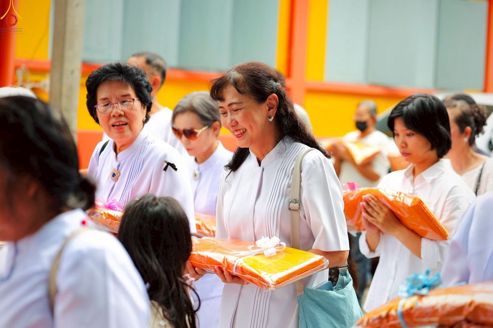 ภาพ No.270272:วันที่ 28 ตุลาคม พ.ศ. 2568 พิธีทอดกฐินสามัคคีทั่วไทย ณ สำนักสงฆ์เทพพิทักษ์ผล ต.แสนสุข อ.เมืองชลบุรี จ.ชลบุรี โดยคณะศิษยานุศิษย์ บูชาธรรม 81 ปี หลวงพ่อธัมมชโย