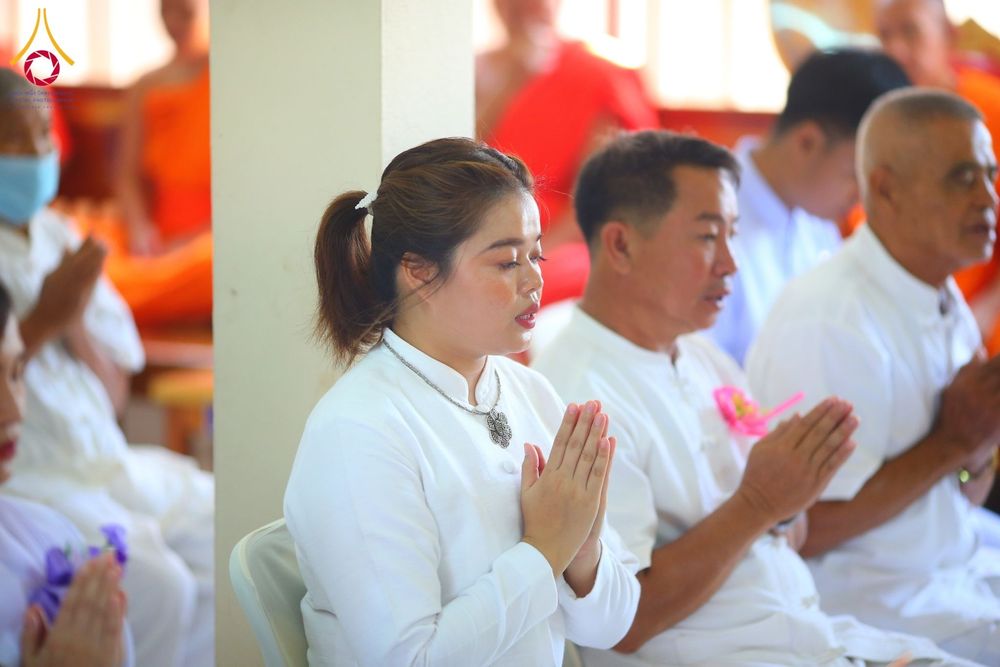 ภาพ No.169107:พิธีทอดกฐิน ณ วัดร่องขุน จ.เชียงราย ในโครงการกฐินสามัคคีทั่วไทย 30,000 วัด บูชาธรรม 80 ปี หลวงพ่อธัมมชโย โดยคณะศิษยานุศิษย์วัดพระธรรมกาย วันที่ 23 ตุลาคม พ.ศ. 2567