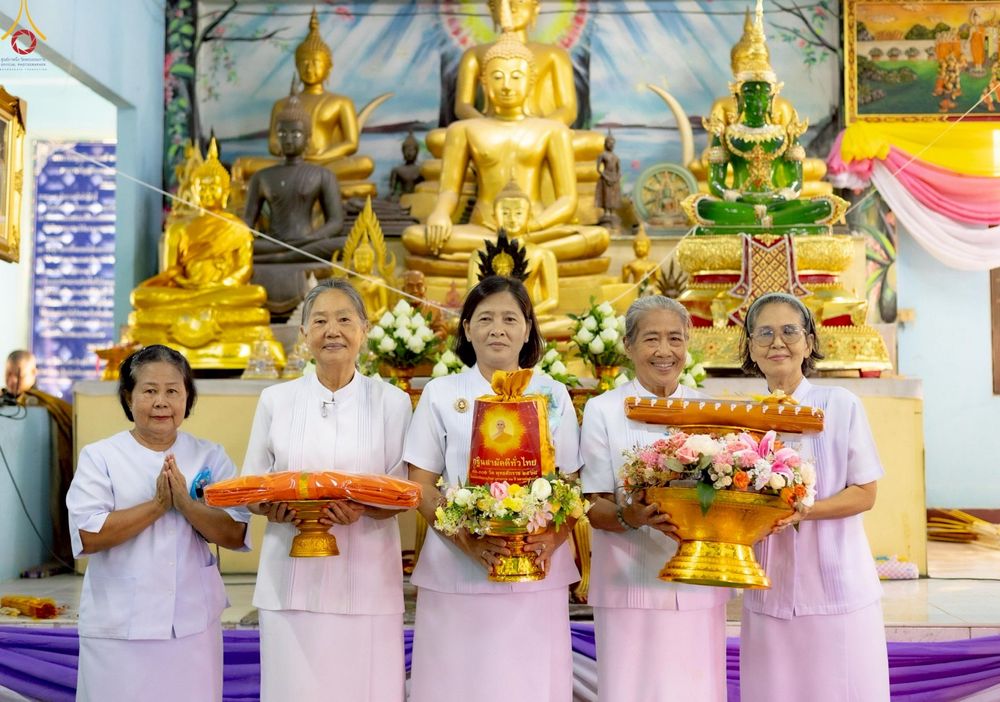 ภาพ No.267319:วันที่ 26 ตุลาคม พ.ศ. 2568 พิธีทอดกฐินสามัคคีทั่วไทย ณ วัดพรหมรังษี แขวงแสมดำ เขตบางขุนเทียน กรุงเทพฯ โดยคณะศิษยานุศิษย์ บูชาธรรม 81 ปี หลวงพ่อธัมมชโย