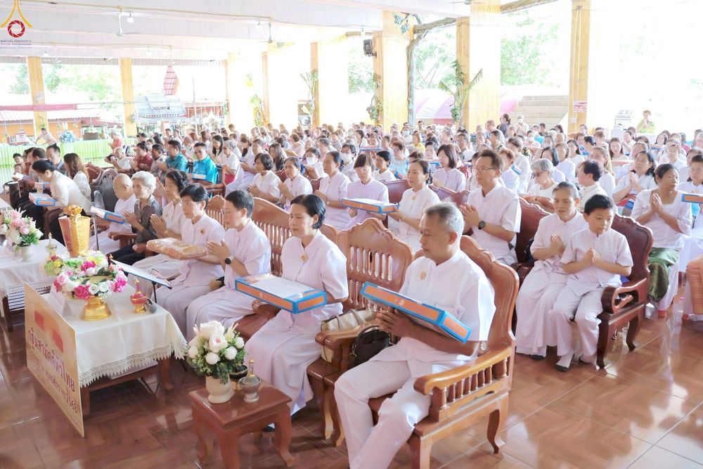 ภาพ No.265553:วันที่ 25 ตุลาคม พ.ศ. 2568 พิธีทอดกฐินสามัคคีทั่วไทย ณ วัดบางพึ่ง อ.พระประแดง จ.สมุทรปราการ โดยคณะศิษยานุศิษย์ บูชาธรรม 81 ปี หลวงพ่อธัมมชโย