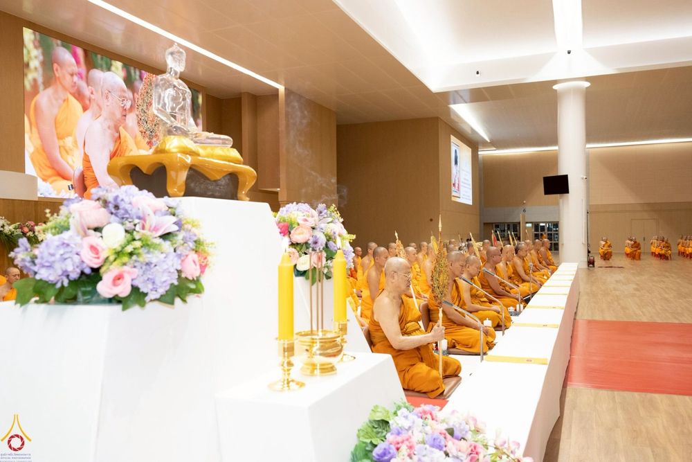ภาพ No.234879:พิธีเจริญพระพุทธมนต์ ปฎิบัติธรรมเจริญสมาธิภาวนา และพิธีทำบุญตักบาตร เพื่อถวายเป็นพระราชกุศลแด่พระบาทสมเด็จพระวชิรเกล้าเจ้าอยู่หัว เนื่องในโอกาสวันเฉลิมพระชนมพรรษา 28 กรกฎาคม พ.ศ. 2568 ณ ห้องแก้วสารพัดนึก 2 วัดพระธรรมกาย อ.คลองหลวง จ.ปทุมธานี