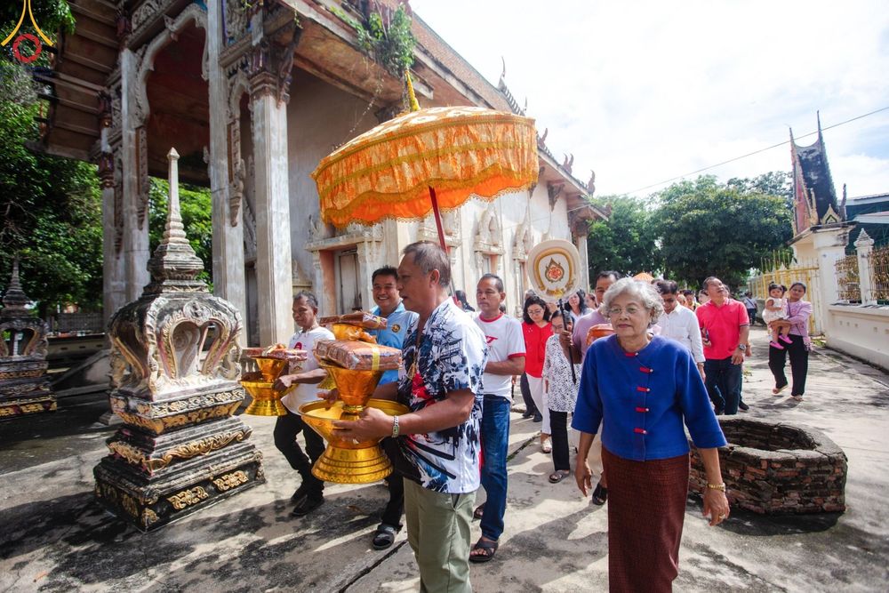 ภาพ No.164964:พิธีทอดกฐิน ณ วัดกลางเกาะระกำ ต.บ้านสร้าง อ.บางปะอิน จ.พระนครศรีอยุธยา ในโครงการกฐินสามัคคีทั่วไทย 30,000 วัด บูชาธรรม 80 ปี หลวงพ่อธัมมชโย โดยคณะศิษยานุศิษย์วัดพระธรรมกาย วันที่ 20 ตุลาคม พ.ศ. 2567