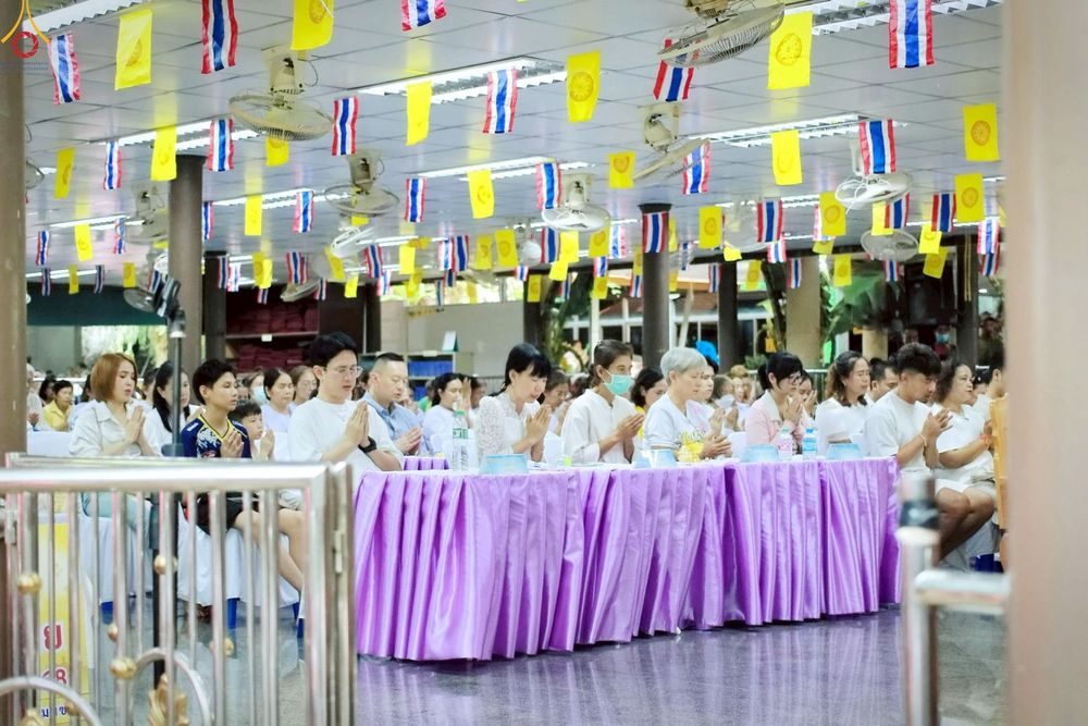 ภาพ No.260949:วันที่ 19 ตุลาคม พ.ศ. 2568 พิธีทอดกฐินสามัคคีทั่วไทย 30,000 วัด โดยคณะศิษยานุศิษย์ บูชาธรรม 81 ปี หลวงพ่อธัมมชโย ณ วัดเขาแตงอ่อน อ.ศรีราชา จ.ชลบุรี