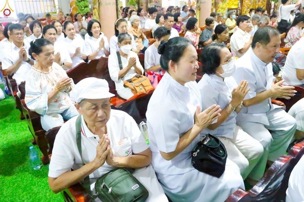 ภาพ No.258939:วันที่ 19 ตุลาคม พ.ศ. 2568 พิธีทอดกฐินสามัคคีทั่วไทย 30,000 วัด โดยคณะศิษยานุศิษย์ บูชาธรรม 81 ปี หลวงพ่อธัมมชโย ณ วัดบ้านยาง อ.เมือง จ.นครปฐม