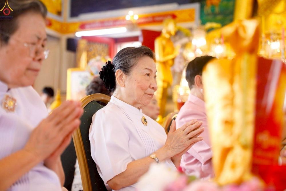 ภาพ No.253472:วันที่ 12 ตุลาคม พ.ศ. 2568 พิธีทอดกฐินสามัคคีทั่วไทย 30,000 วัด โดยคณะศิษยานุศิษย์ บูชาธรรม 81 ปี หลวงพ่อธัมมชโย ณ วัดแก้วแจ่มฟ้า เขตบางรัก กรุงเทพฯ