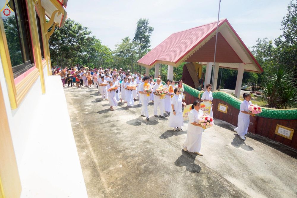 ภาพ No.262092:วันที่ 21 ตุลาคม พ.ศ. 2568 พิธีทอดกฐินสามัคคีทั่วไทย 30,000 วัด โดยคณะศิษยานุศิษย์ บูชาธรรม 81 ปี หลวงพ่อธัมมชโย ณ วัดเขากำแพง อ.เทพสถิต จ.ชัยภูมิ