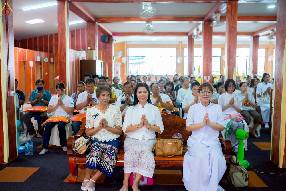 ภาพ No.267783:วันที่ 26 ตุลาคม พ.ศ. 2568 พิธีทอดกฐินสามัคคีทั่วไทย ณ วัดราษฎร์บรรจง อ.วังน้อย จ.พระนครศรีอยุธยา โดยคณะศิษยานุศิษย์ บูชาธรรม 81 ปี หลวงพ่อธัมมชโย