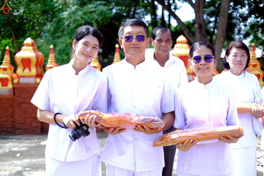 ภาพ No.261145:วันที่ 12 ตุลาคม พ.ศ. 2568 พิธีทอดกฐินสามัคคีทั่วไทย 30,000 วัด โดยคณะศิษยานุศิษย์ บูชาธรรม 81 ปี หลวงพ่อธัมมชโย ณ วัดนิยมธรรมวราราม อ.กำแพงแสน จ.นครปฐม