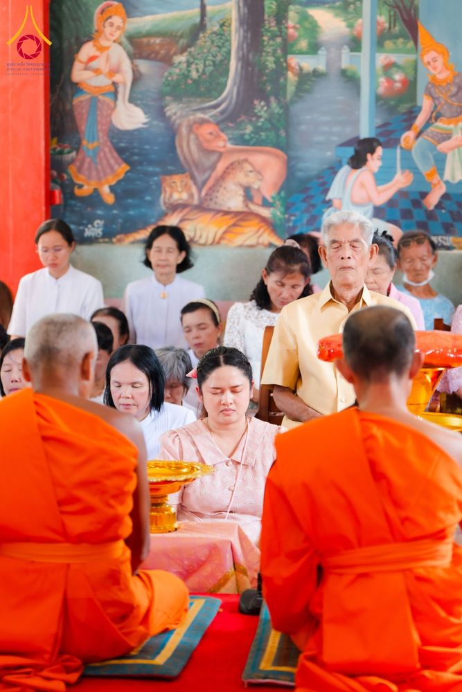 ภาพ No.173047:พิธีทอดกฐิน วัดอินทรแบก ปราจีนบุรี ในโครงการกฐินสามัคคีทั่วไทย 30,000 วัด บูชาธรรม 80 ปี หลวงพ่อธัมมชโย โดยคณะศิษยานุศิษย์วัดพระธรรมกาย วันที่ 2 พฤศจิกายน พ.ศ. 2567