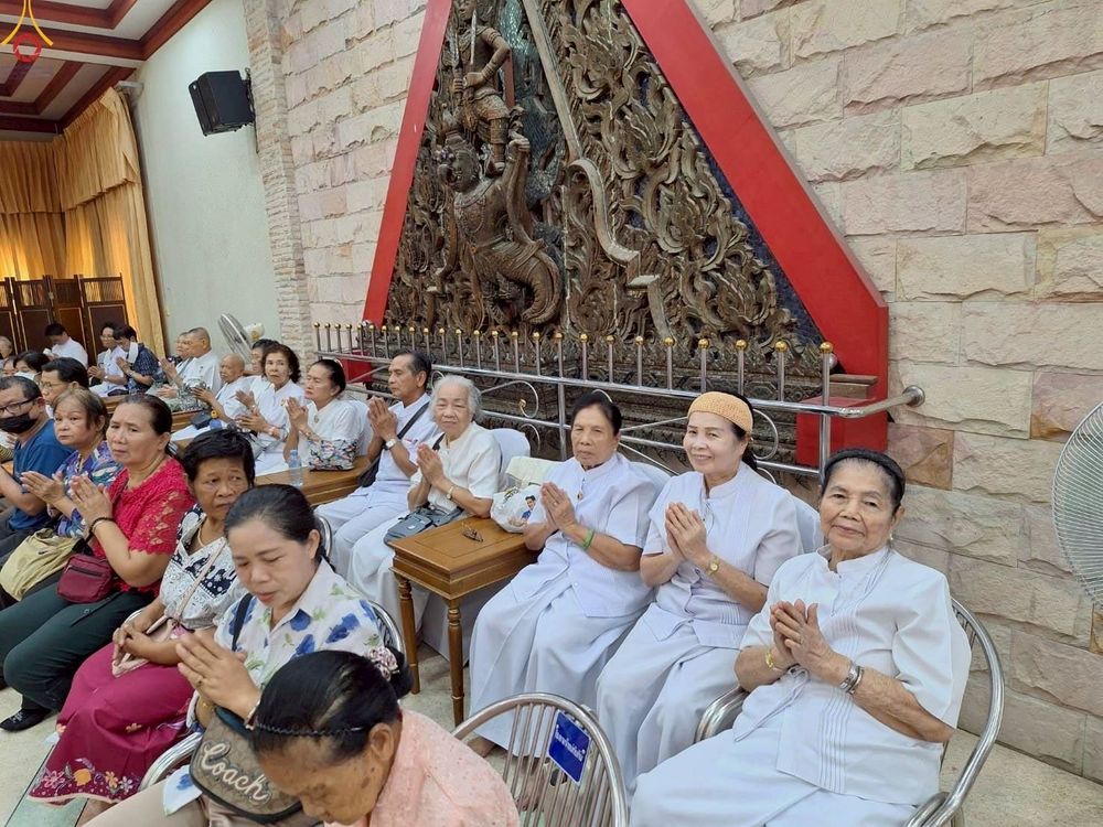 ภาพ No.253794:วันที่ 12 ตุลาคม พ.ศ. 2568 พิธีทอดกฐินสามัคคีทั่วไทย 30,000 วัด โดยคณะศิษยานุศิษย์ บูชาธรรม 81 ปี หลวงพ่อธัมมชโย ณ วัดสะพาน เขตคลองเตย กรุงเทพฯ