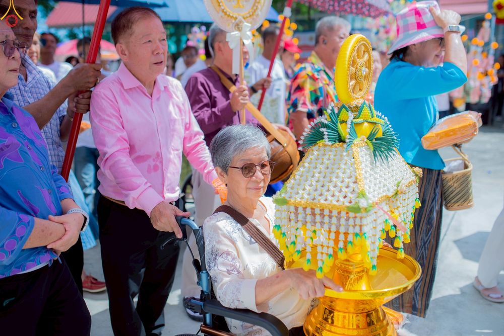 ภาพ No.257922:วันที่ 19 ตุลาคม พ.ศ. 2568 พิธีทอดกฐินสามัคคีทั่วไทย 30,000 วัด โดยคณะศิษยานุศิษย์ บูชาธรรม 81 ปี หลวงพ่อธัมมชโย ณ วัดลำบัว ต.หันตะเภา อ.วังน้อย จ.พระนครศรีอยุธยา