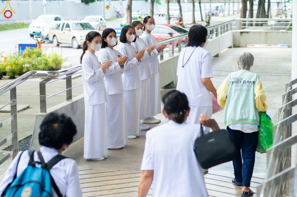 ภาพ No.88865:พิธีบูชาครูผู้ค้นพบวิชชาธรรมกาย วันศุกร์ที่ 29 กันยายน พ.ศ. 2566 วันเพ็ญขึ้น 15 ค่ำ เดือน 10 ณ วัดพระธรรมกาย