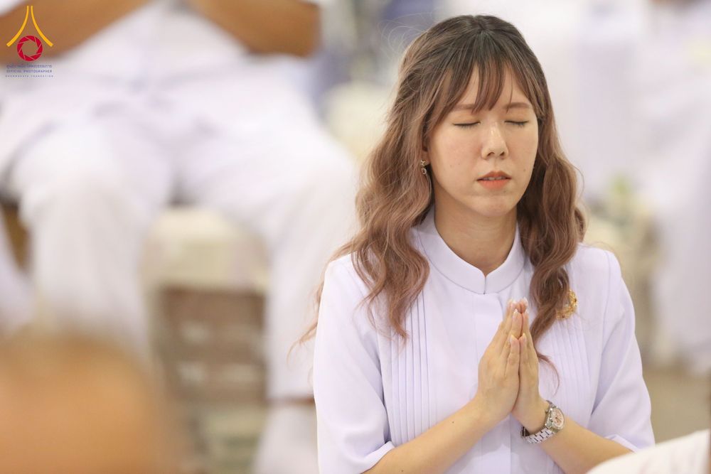 ภาพ No.215260:วันอาทิตย์ต้นเดือนที่ 6 เมษายน พ.ศ. 2568 พิธีบูชาข้าวพระ สภาธรรมกายสากล วัดพระธรรมกาย