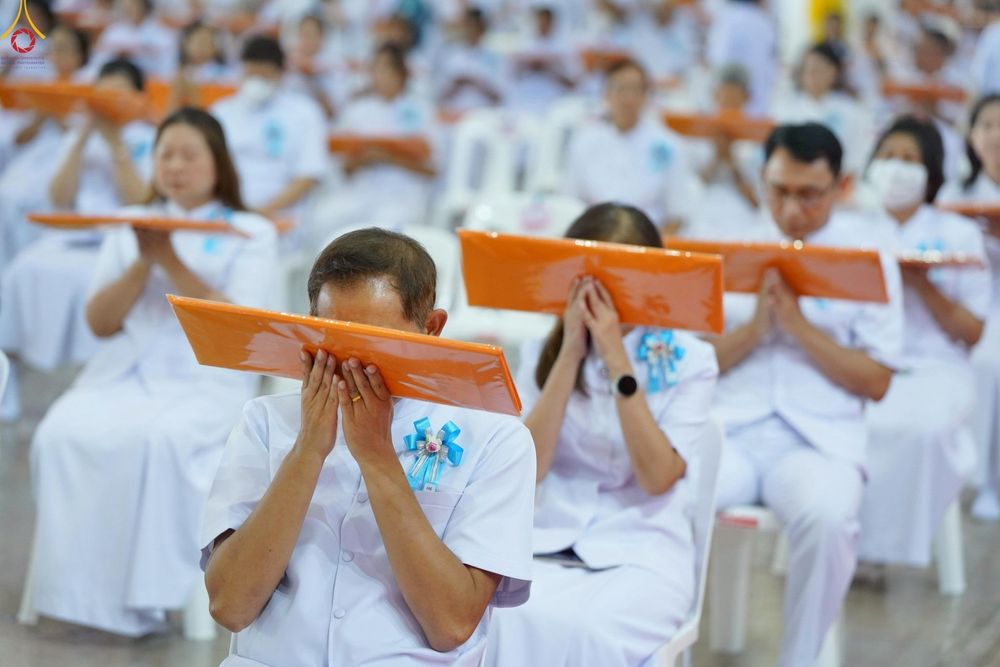 ภาพ No.277441:วันอาทิตย์ต้นเดือนที่ 7 ธันวาคม พ.ศ.2568 พิธีทอดผ้าป่าต้นสมบัติจักรพรรดิ ณ สภาธรรมกายสากล วัดพระธรรมกาย