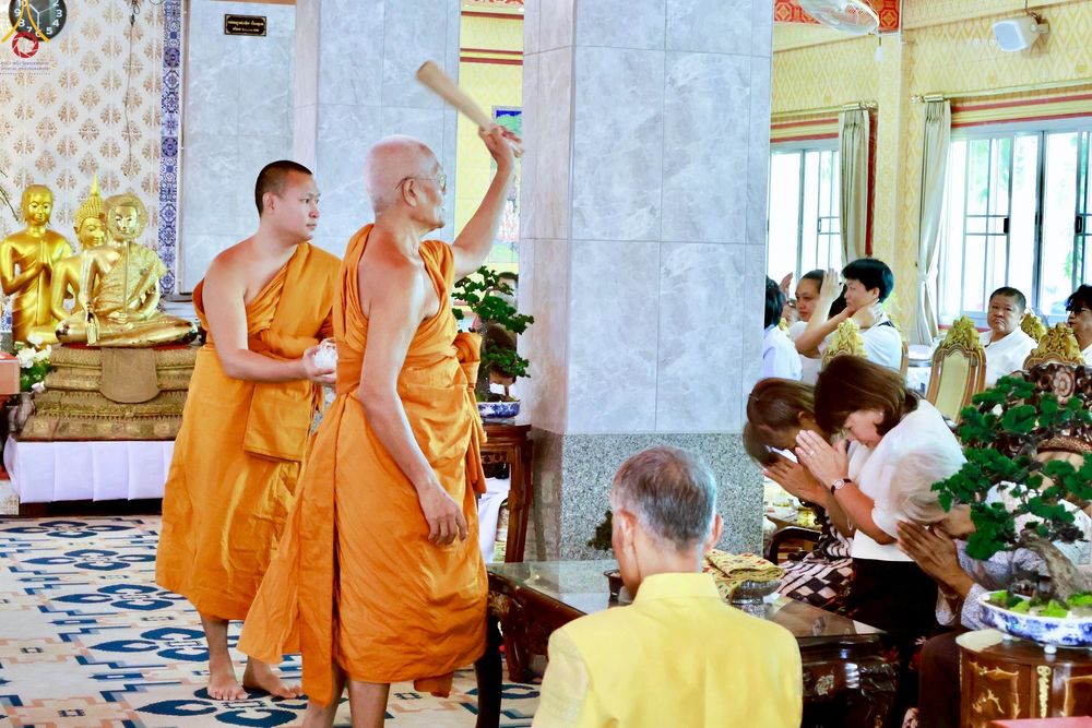 ภาพ No.259997:วันที่ 19 ตุลาคม พ.ศ. 2568 พิธีทอดกฐินสามัคคีทั่วไทย 30,000 วัด โดยคณะศิษยานุศิษย์ บูชาธรรม 81 ปี หลวงพ่อธัมมชโย ณ วัดฉิมทายกาวาส กรุงเทพมหานคร