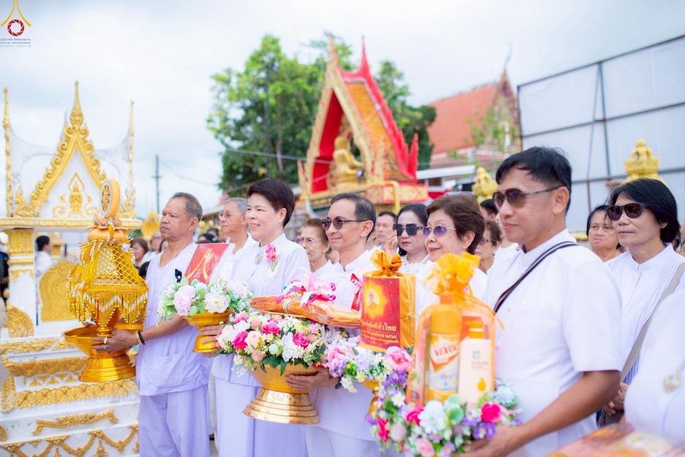 ภาพ No.271754:วันที่ 1 พฤศจิกายน พ.ศ. 2568 พิธีทอดกฐินสามัคคีทั่วไทย ณ วัดลาดทราย อ.วังน้อย จ.พระนครศรีอยุธยา โดยคณะศิษยานุศิษย์ บูชาธรรม 81 ปี หลวงพ่อธัมมชโย