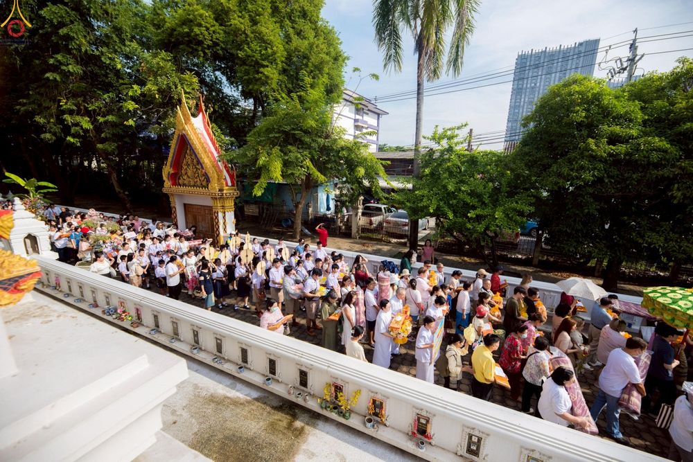 ภาพ No.262833:วันที่ 12 ตุลาคม พ.ศ. 2568 พิธีทอดกฐินสามัคคีทั่วไทย 30,000 วัด โดยคณะศิษยานุศิษย์ บูชาธรรม 81 ปี หลวงพ่อธัมมชโย ณ วัดแคนอก ต.บางกระสอ อ.เมืองนนทบุรี จ.นนทบุรี