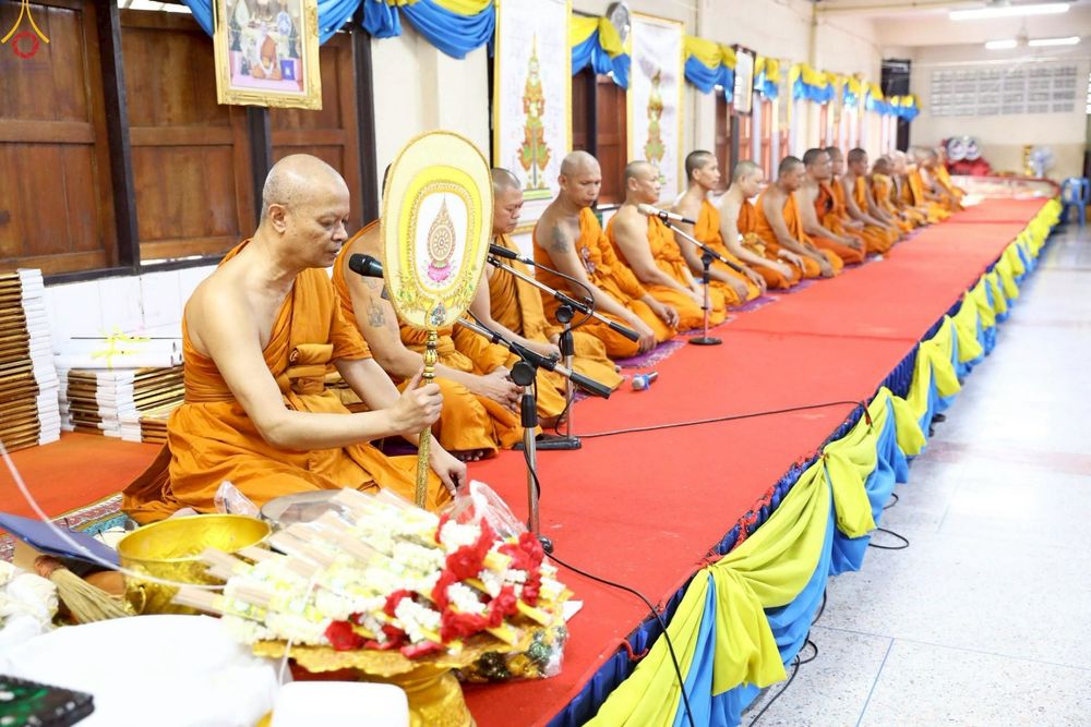 ภาพ No.254955:วันที่ 13 ตุลาคม พ.ศ. 2568 พิธีทอดกฐินสามัคคีทั่วไทย 30,000 วัด โดยคณะศิษยานุศิษย์ บูชาธรรม 81 ปี หลวงพ่อธัมมชโย ณ วัดบางน้ำผึ้งใน อ.พระประแดง จ.สมุทรปราการ