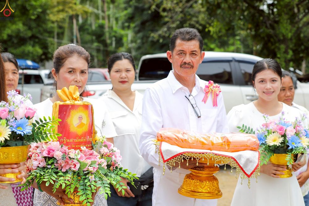 ภาพ No.258203:วันที่ 18 ตุลาคม พ.ศ. 2568 พิธีทอดกฐินสามัคคีทั่วไทย 30,000 วัด โดยคณะศิษยานุศิษย์ บูชาธรรม 81 ปี หลวงพ่อธัมมชโย ณ วัดนอก จ.สุราษฎร์ธานี