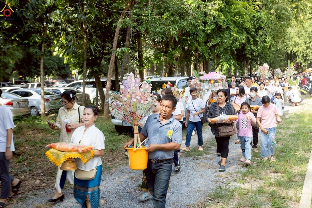 ภาพ No.267380:วันที่ 26 ตุลาคม พ.ศ. 2568 พิธีทอดกฐินสามัคคีทั่วไทย ณ วัดทุ่งพิชัย อ.ดอนตูม จ.นครปฐม โดยคณะศิษยานุศิษย์ บูชาธรรม 81 ปี หลวงพ่อธัมมชโย