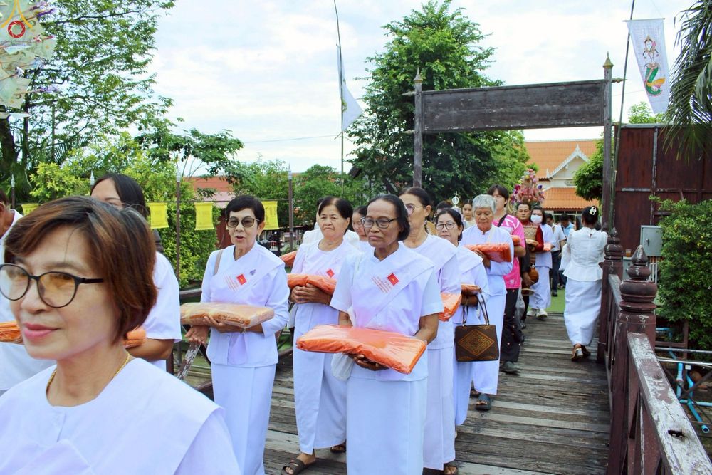 ภาพ No.266639:วันที่ 18 ตุลาคม พ.ศ. 2568 พิธีทอดกฐินสามัคคีทั่วไทย ณ วัดตระพังทอง ตำบลเมืองเก่า อำเภอเมือง จังหวัดสุโขทัย โดยคณะศิษยานุศิษย์ บูชาธรรม 81 ปี หลวงพ่อธัมมชโย