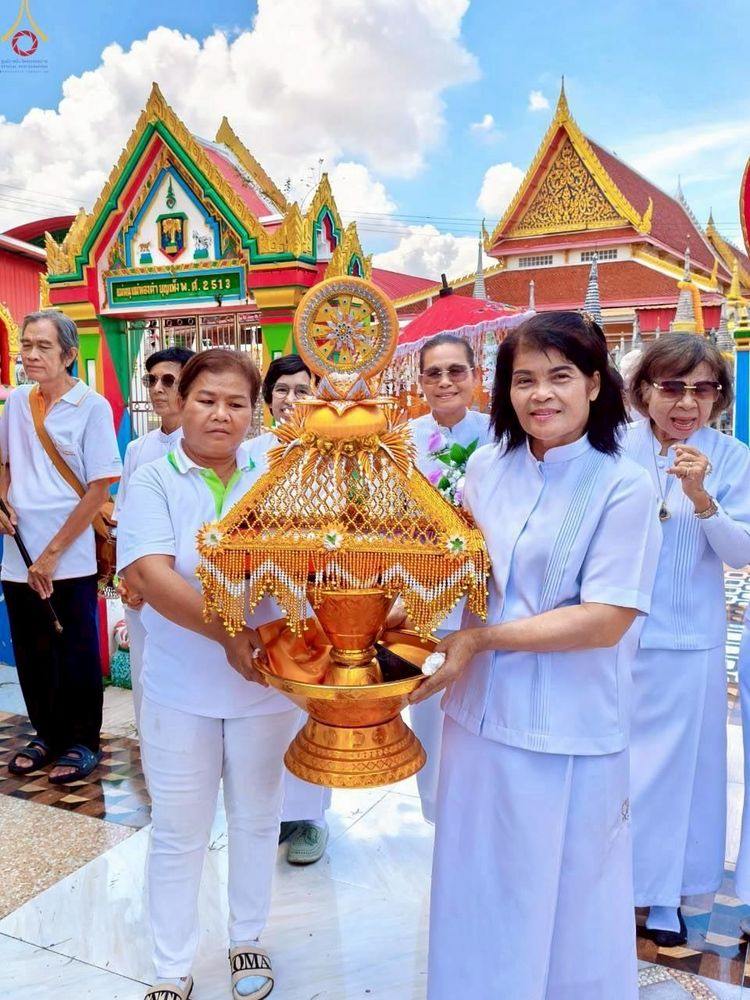 ภาพ No.256365:วันที่ 12 ตุลาคม พ.ศ. 2568 พิธีทอดกฐินสามัคคีทั่วไทย 30,000 วัด โดยคณะศิษยานุศิษย์ บูชาธรรม 81 ปี หลวงพ่อธัมมชโย ณ วัดเสาธงนอก อ.บางเสาธง จ.สมุทรปราการ