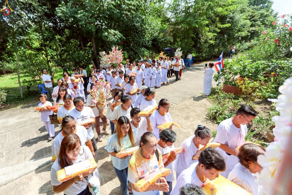 ภาพ No.262911:วันที่ 22 ตุลาคม พ.ศ. 2568 พิธีทอดกฐินสามัคคีทั่วไทย 30,000 วัด โดยคณะศิษยานุศิษย์ บูชาธรรม 81 ปี หลวงพ่อธัมมชโย ณ ธุดงคสถานทรงธรรมกำแพงเพชร ต.ทรงธรรม อ.เมือง จ.กำแพงเพชร