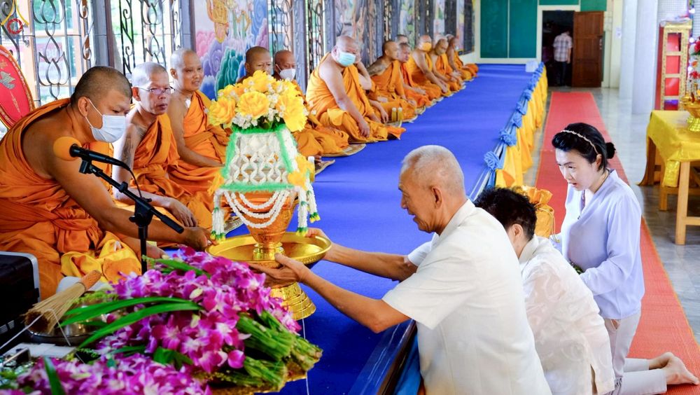 ภาพ No.254726:วันที่ 12 ตุลาคม พ.ศ. 2568 พิธีทอดกฐินสามัคคีทั่วไทย 30,000 วัด โดยคณะศิษยานุศิษย์ บูชาธรรม 81 ปี หลวงพ่อธัมมชโย ณ วัดบางพูดใน อ.ปากเกร็ด จ.นนทบุรี