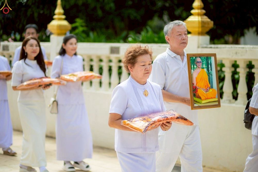 ภาพ No.255978:วันที่ 15 ตุลาคม พ.ศ. 2568 พิธีทอดกฐินสามัคคีทั่วไทย 30,000 วัด โดยคณะศิษยานุศิษย์ บูชาธรรม 81 ปี หลวงพ่อธัมมชโย ณ วัดตะโกสูง อ.ดอนตูม จ.นครปฐม