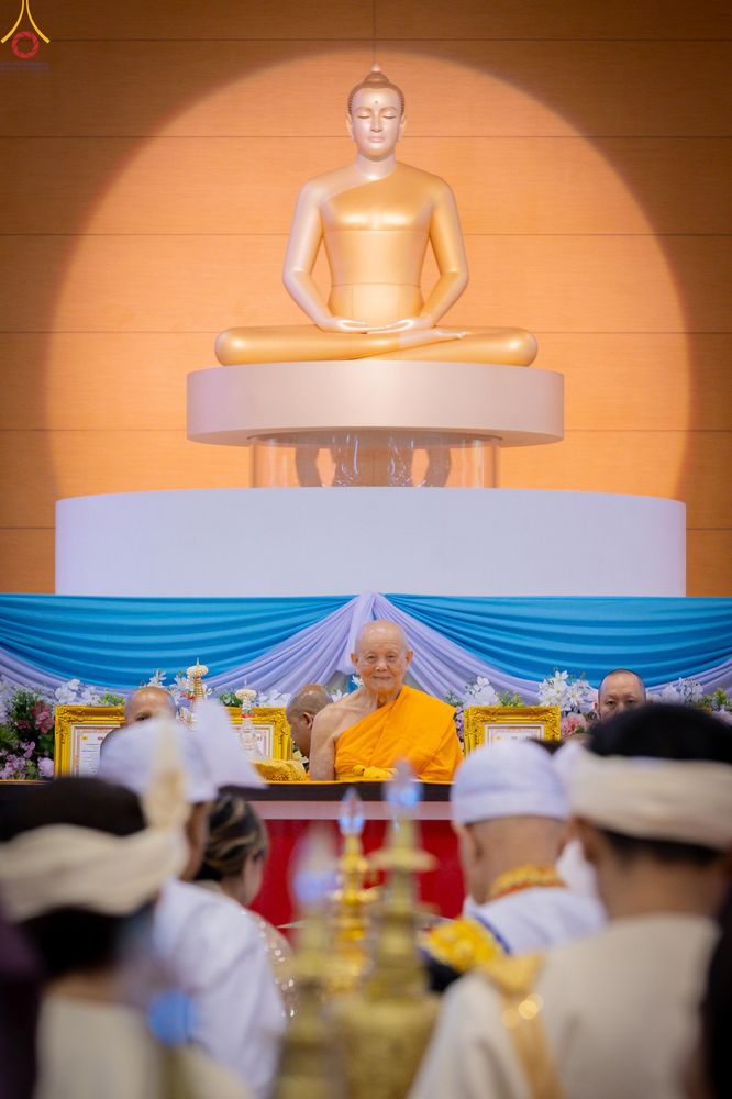 ภาพ No.327752:วันที่ 3 พฤษภาคม พ.ศ.2569 พิธีรับมอบพระบรมสารีริกธาตุ จากสาธารณรัฐแห่งสหภาพเมียนมา ณ ห้องแก้วสารพัดนึก วัดพระธรรมกาย
