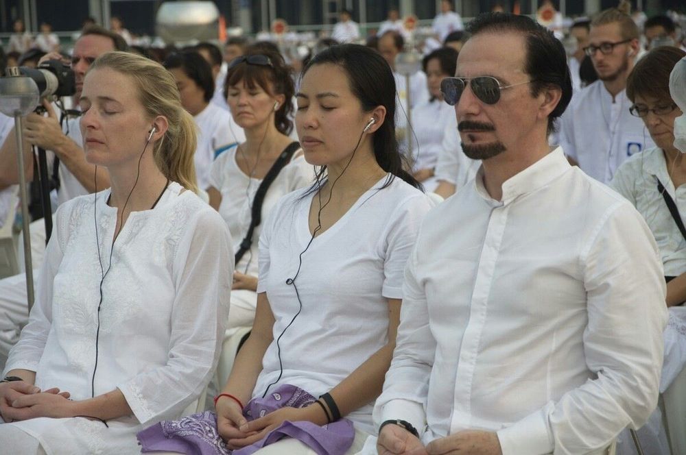 ภาพ No.8051:วันมาฆบูชา 2556 ณ วัดพระธรรมกาย