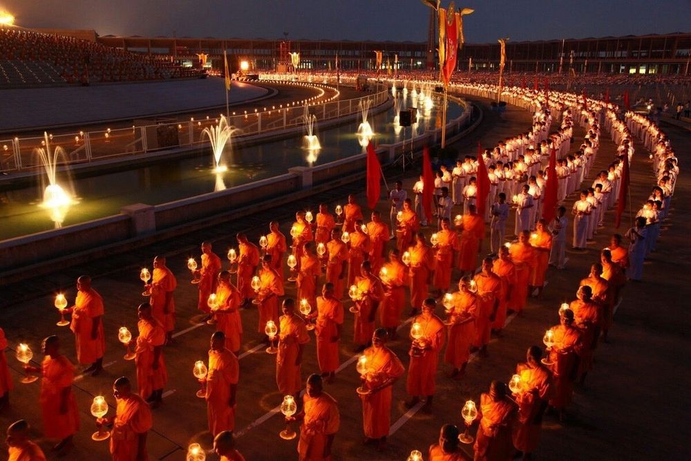 ภาพ No.8067:วันมาฆบูชา 2556 ณ วัดพระธรรมกาย