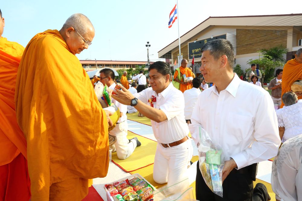 ภาพ No.8237:พิธีถวายสังฆทานแด่คณะสงฆ์ 323 วัด ใน 4 จังหวัดภาคใต้ ครั้งที่ 90
