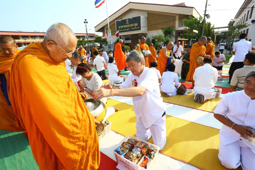 ภาพ No.8240:พิธีถวายสังฆทานแด่คณะสงฆ์ 323 วัด ใน 4 จังหวัดภาคใต้ ครั้งที่ 90