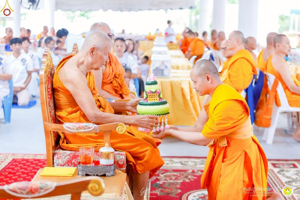ภาพ No.236465:วันพุธที่ 30 กรกฏาคม  พ.ศ. 2568 พิธีถวายมหาสังฆทาน 81 วัด 81 ปี หลวงพ่อธัมชโย ครั้งที่ 2  ณ ศูนย์ปฏิบัติธรรมสวนผึ้ง ต.ท่าเคย อ.สวนผึ้ง จ.ราชบุรี