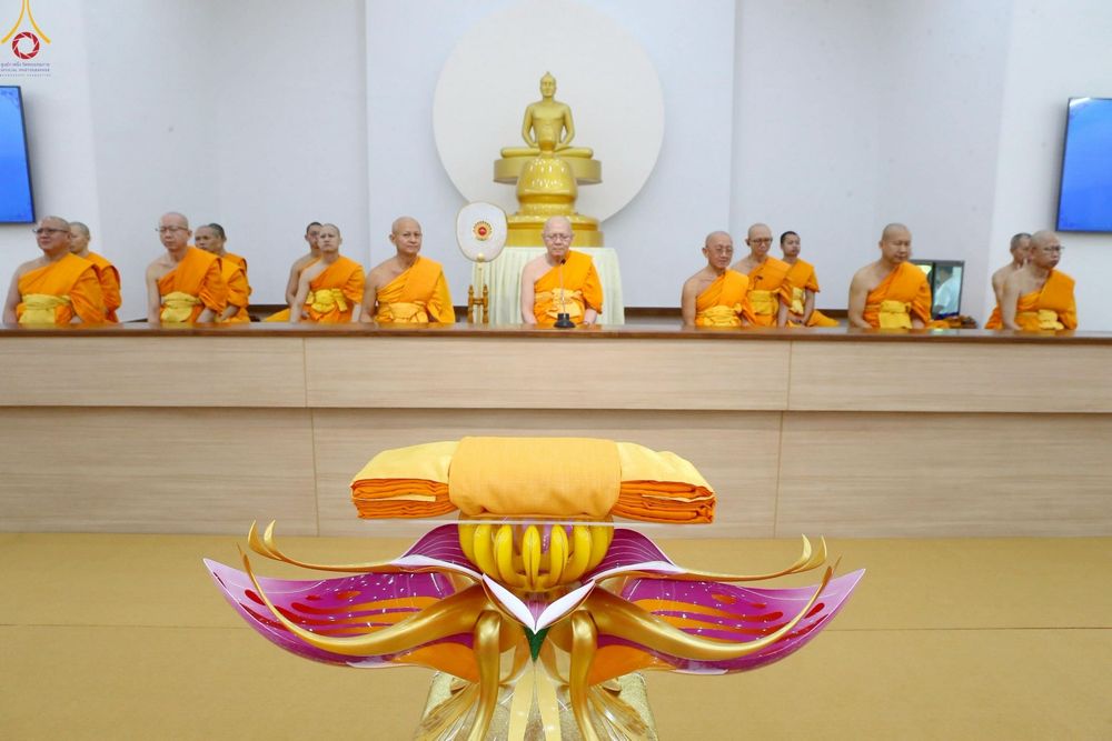 ภาพ No.258585:วันที่ 19 ตุลาคม พ.ศ. 2568 พิธีทอดกฐินสามัคคีทั่วไทย 30,000 วัด โดยคณะศิษยานุศิษย์ บูชาธรรม 81 ปี หลวงพ่อธัมมชโย ณ ศูนย์ปฎิบัติธรรมน้ำใสใจสว่าง  เขตบางกอกน้อย กรุงเทพมหานคร