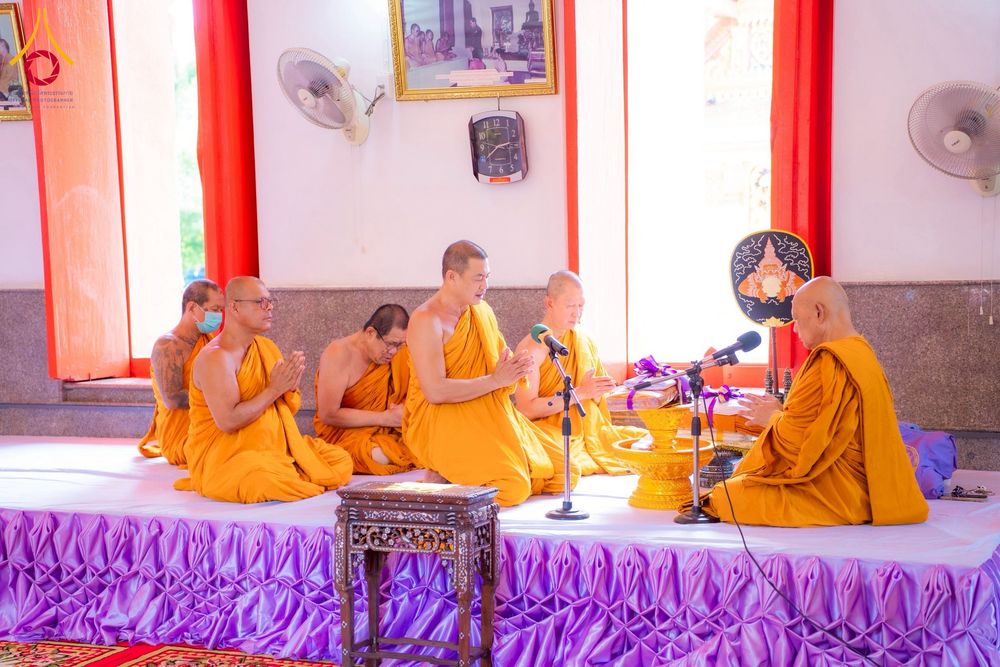 ภาพ No.273904:วันที่ 1 พฤศจิกายน พ.ศ. 2568 พิธีทอดกฐินสามัคคีทั่วไทย ณ วัดศีลขันธาราม อ.โพธิ์ทอง จ.อ่างทอง โดยคณะศิษยานุศิษย์ บูชาธรรม 81 ปี หลวงพ่อธัมมชโย