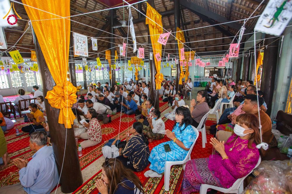 ภาพ No.169984:พิธีทอดกฐิน ณ วัดเขาสมอระบัง จ.เพชรบุรี ในโครงการกฐินสามัคคีทั่วไทย 30,000 วัด บูชาธรรม 80 ปี หลวงพ่อธัมมชโย โดยคณะศิษยานุศิษย์วัดพระธรรมกาย วันที่ 26 ตุลาคม พ.ศ. 2567