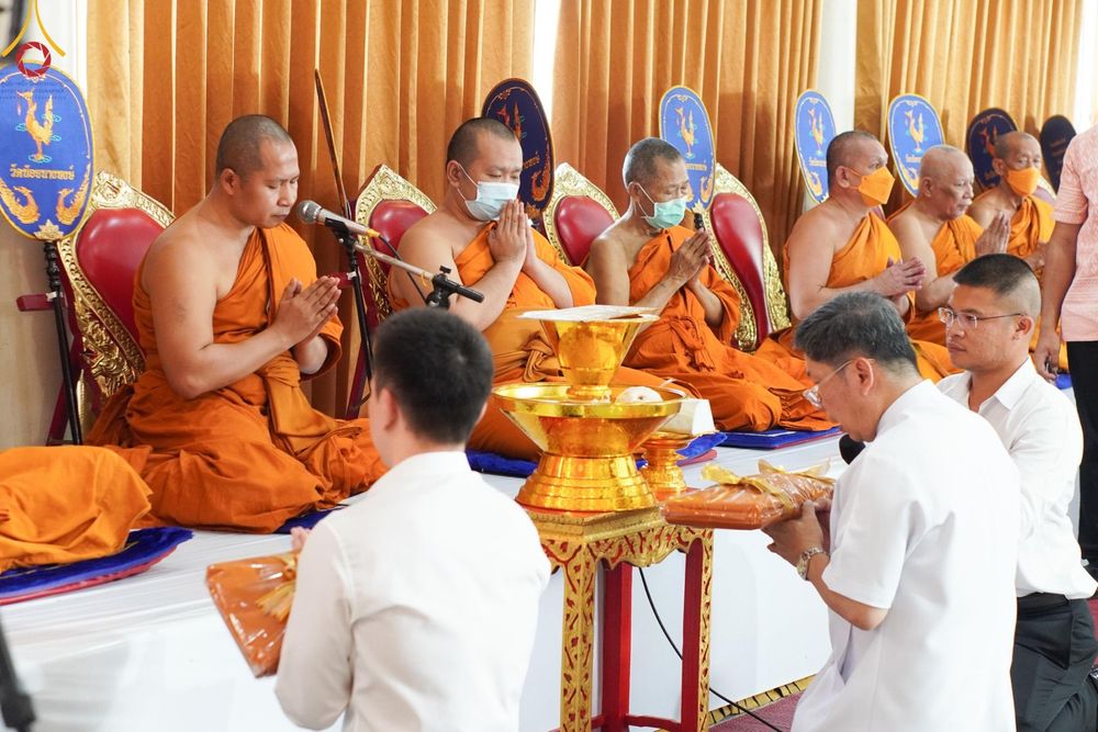 ภาพ No.171880:พิธีทอดกฐิน ณ วัดน้อยนางหงษ์ แขวงบางยี่ขัน เขตบางพลัด กรุงเทพฯ ในโครงการกฐินสามัคคีทั่วไทย 30,000 วัด บูชาธรรม 80 ปี หลวงพ่อธัมมชโย โดยคณะศิษยานุศิษย์วัดพระธรรมกาย วันที่ 26 ตุลาคม พ.ศ. 2567