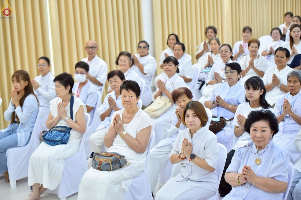 ภาพ No.230050:วันพฤหัสบดีที่ 26 มิถุนายน พ.ศ. 2568 พิธีทอดผ้าป่าฉลองอาคารชุดศูนย์ปฏิบัติธรรมน้ำใสใจสว่าง น้อมบูชาธรรมอายุวัฒนะมงคล 81 ปี หลวงพ่อธัมมชโย ณ ศูนย์ปฏิบัติธรรมน้ำใสใจสว่าง เขตบางกอกน้อย กรุงเทพมหานคร