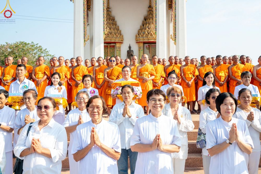 ภาพ No.189696:พิธีทอดผ้าป่าทำนุบำรุงศาสนสถาน ในโครงการธรรมยาตรา กตัญญูบูชา มหาปูชนียาจารย์ พระมงคลเทพมุนี(สด จนฺทสโร) พระผู้ปราบมาร อนุสรณ์สถาน 7 แห่ง ปีที่ 13 ณ วัดใหม่พิบูลย์ผล ต.บางเลน อ.สองพี่น้อง จ.สุพรรณบุรี วันที่ 5 มกราคม พ.ศ. 2568