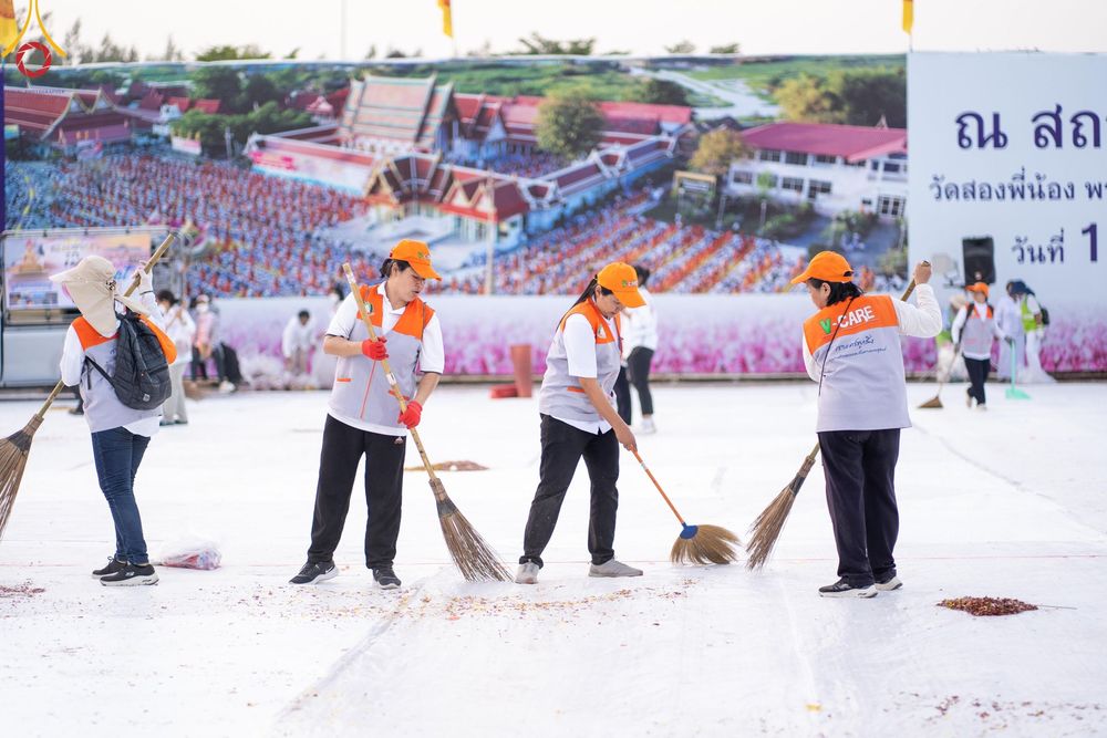 ภาพ No.112426:V.11 สามารถ การเตรียมงาน เก็บงาน การรับบุญของเจ้าหน้าที่หน่วยงานต่างๆ เพื่อโครงการธรรมยาตรา กตัญญูบูชา มหาปูชนียาจารย์ พระมงคลเทพมุนี (สด จนฺทสโร) พระผู้ปราบมาร อนุสรณ์สถาน 7 แห่ง ปีที่ 12 ระหว่างวันที่ 2 - 31 มกราคม พ.ศ.2567
