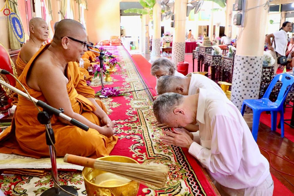 ภาพ No.252448:วันที่ 11 ตุลาคม พ.ศ. 2568 พิธีทอดกฐินสามัคคีทั่วไทย 30,000 วัด โดยคณะศิษยานุศิษย์ บูชาธรรม 81 ปี หลวงพ่อธัมมชโย ณ วัดดอกไม้ อ.บางปะหัน จ.พระนครศรีอยุธยา